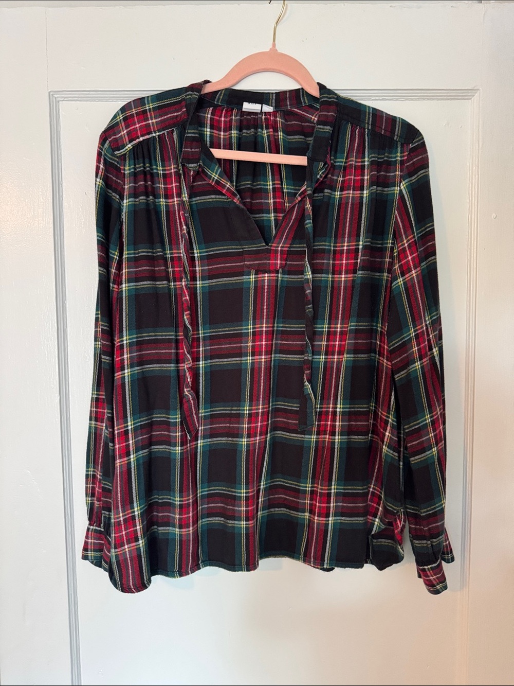 GAP Women's Red and Green Plaid Tie-Neck Top